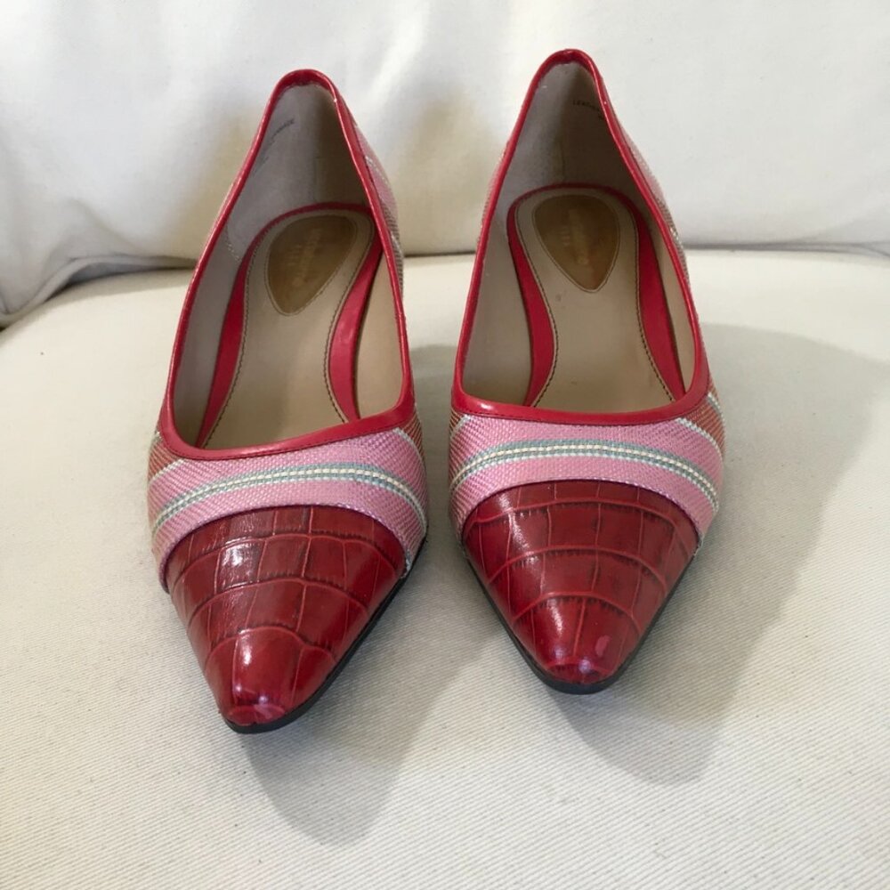 Liz Claiborne Logan Flex Heels - Picture 2 of 8